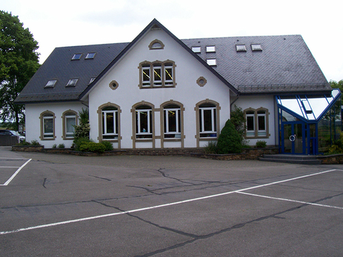 Schule Iveldingen-Montenau